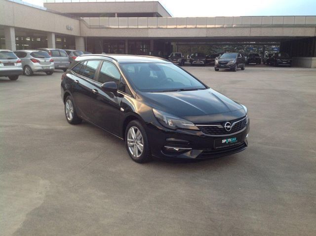 Usado Opel Astra Edition 110 HP (80 kW) 2021 Preto Carrinha