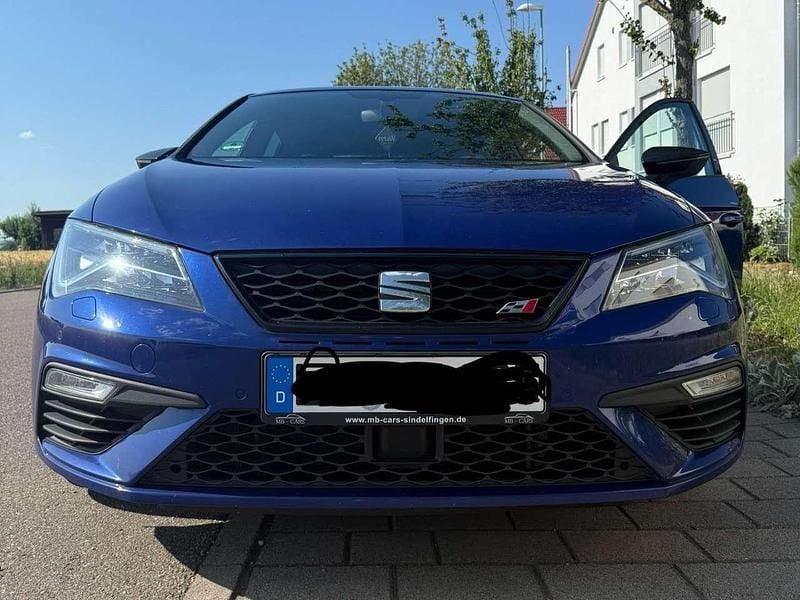 Blau Gebraucht 2018 Seat Leon Limousine | 17.300 € (Guter Preis) - Bild 1/4