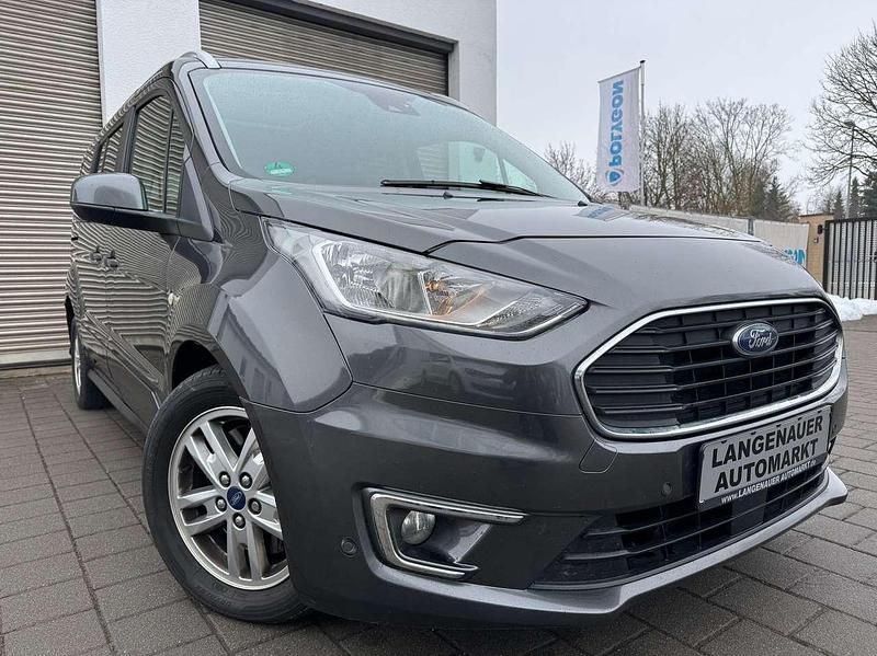 Gebraucht Ford Tourneo Connect Titanium 120 PS (88 kW) 2018 Grau Van / Kleinbus
