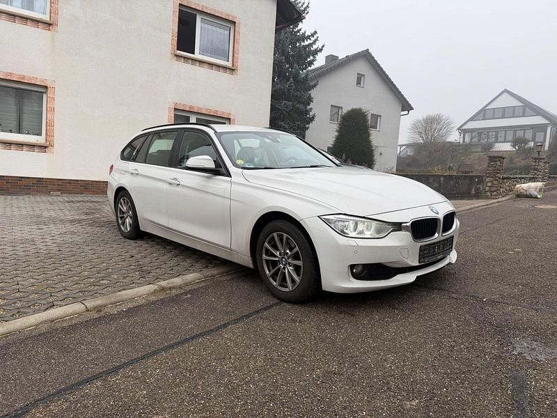 Gebraucht BMW 320 184 PS (135 kW) 2014 Weiß Kombi