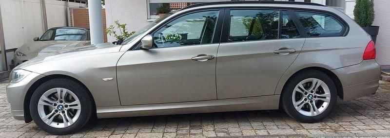 Second-hand BMW 320 170 CP (125 kW) 2012 Auriu Break