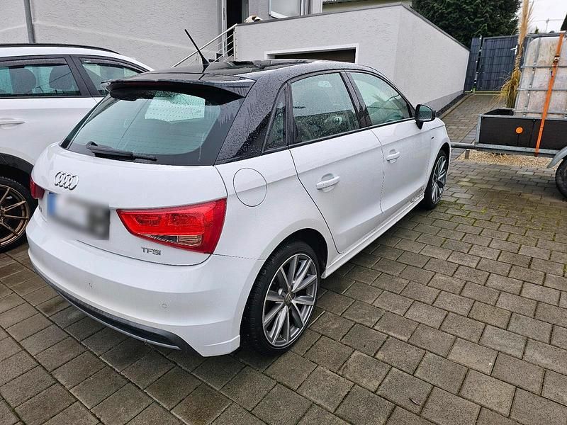 Gebraucht Audi A1 S-Line 122 PS (89 kW) 2014 Weiß Kleinwagen