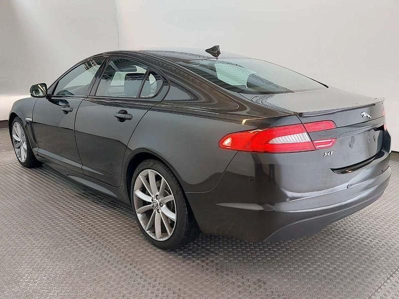 Gebraucht Jaguar XF 200 PS (147 kW) 2014 Grau Limousine