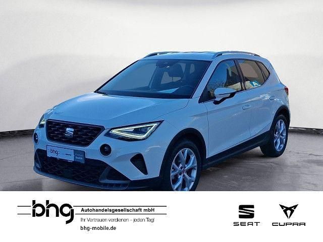 Weiß Gebraucht 2022 Seat Arona FR SUV | 18.830 € (Fairer Preis) - Bild 1/4