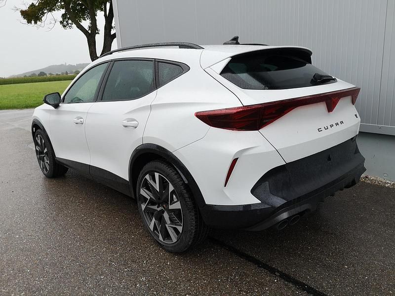 Gebraucht Cupra Formentor 333 PS (244 kW) 2024 Magneticgrau metallic SUV