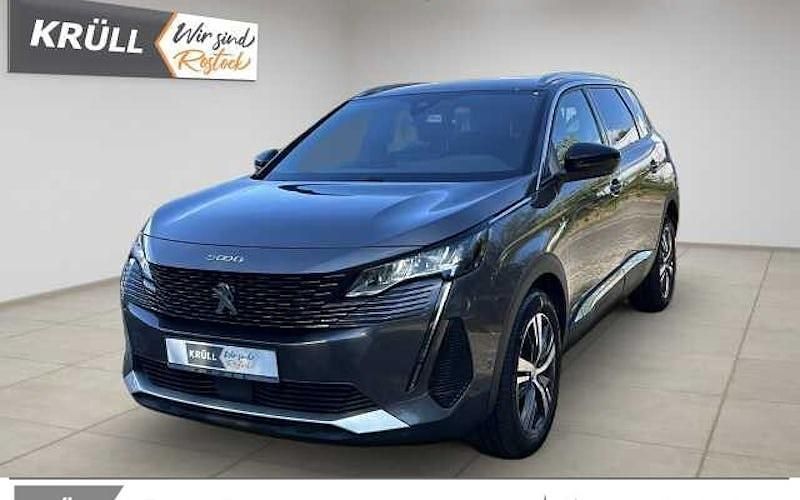 Grau Gebraucht 2023 Peugeot 5008 Allure Van / Kleinbus | 28.890 € (Fairer Preis) - Bild 1/4