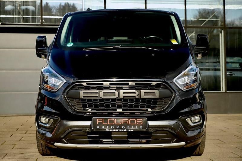 Gebraucht Ford Tourneo 185 PS (136 kW) 2021 Schwarz Kombi