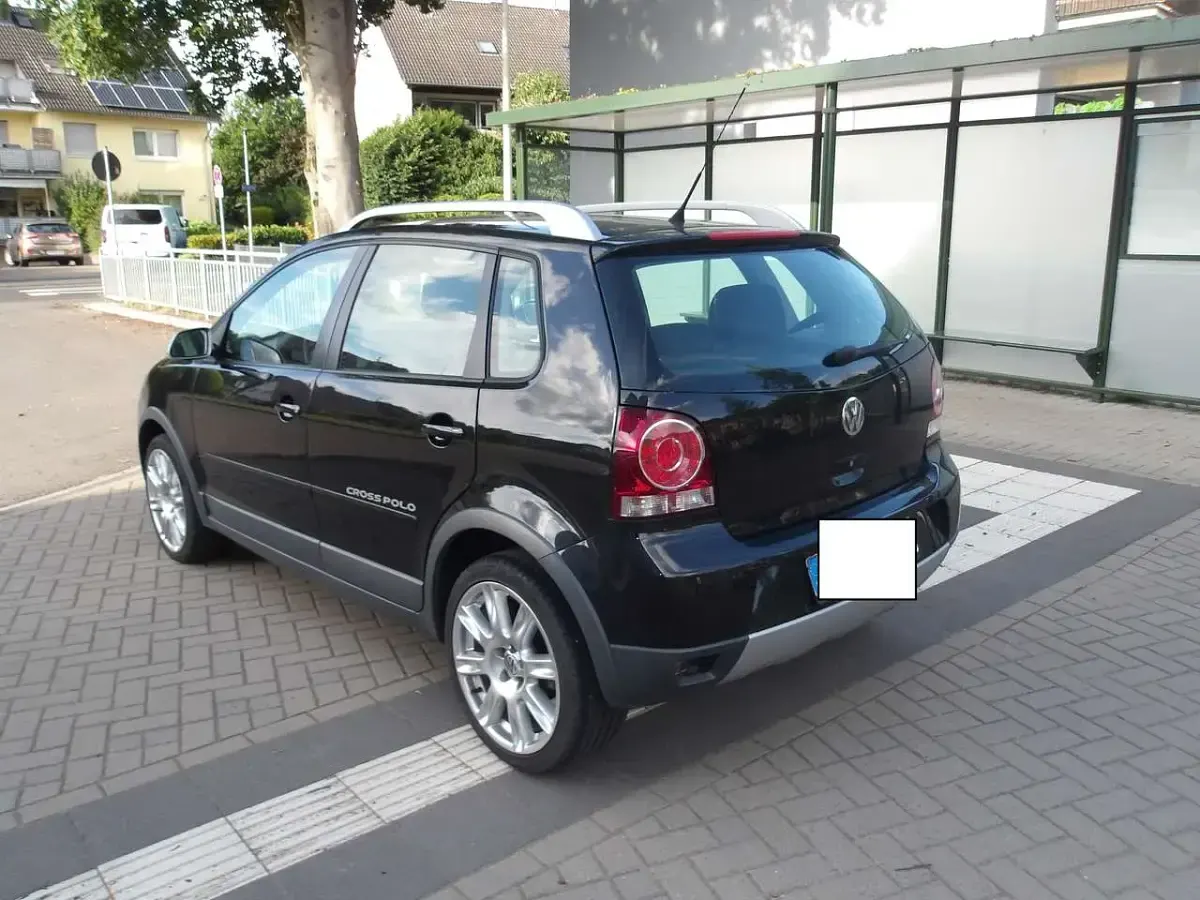 Używany VW Polo Cross 105 KM (77 kW) 2008 Czarny Hatchback