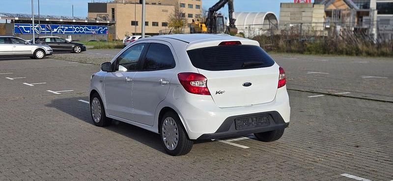 Gebraucht Ford Ka 71 PS (52 kW) 2018 Weiß Limousine
