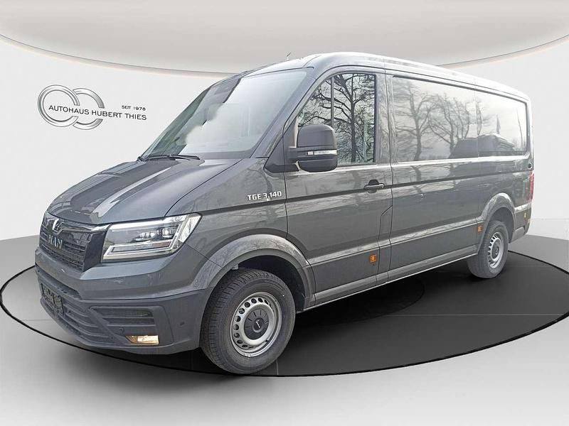 Indiumgrau metallic Gebraucht 2024 MAN TGE Van | 59.890 € - Bild 1/4