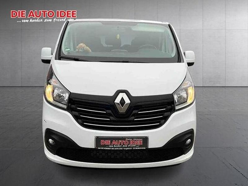 Gebraucht Renault Trafic 121 PS (88 kW) 2019 Weiß Van / Kleinbus
