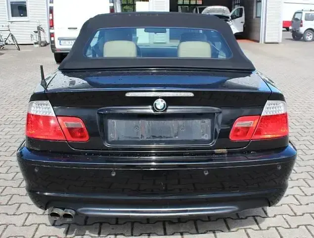 Gebraucht BMW 330 M Sport 204 PS (150 kW) 2005 Schwarz Cabrio