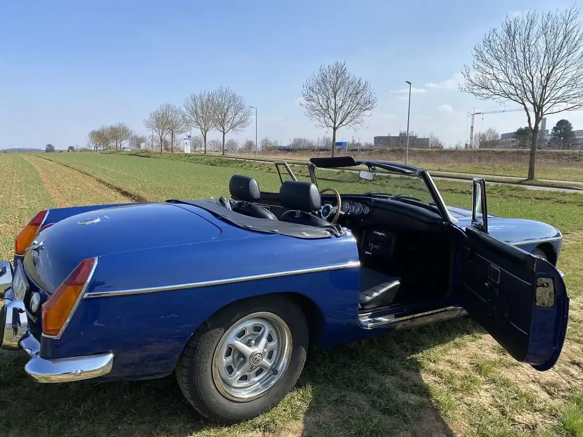 Gebraucht MG B 95 PS (69 kW) 1971 Blau Cabrio