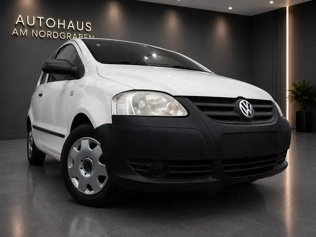 Gebraucht VW Fox Basis 54 PS (39 kW) 2007 Weiß Kleinwagen
