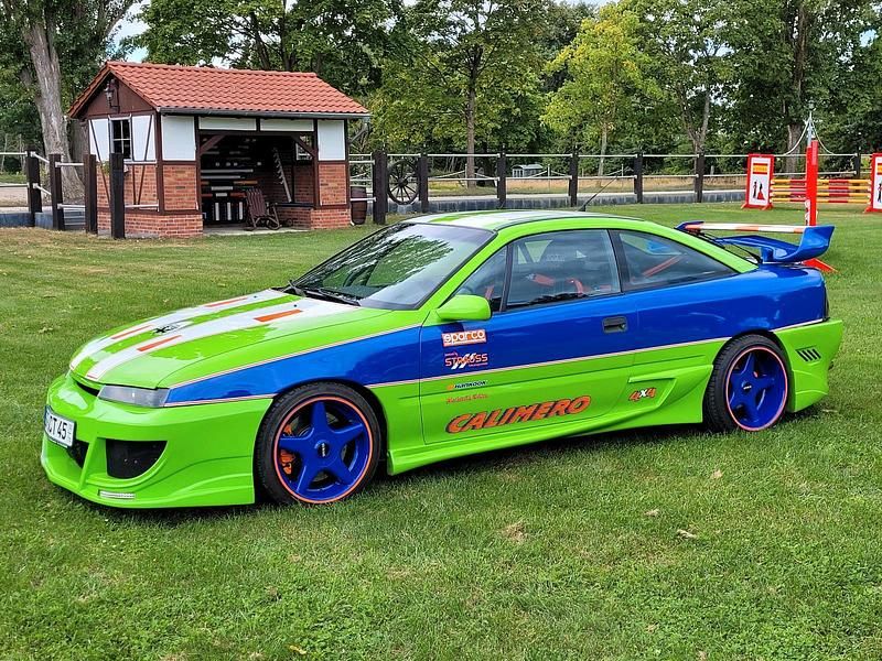 Grün Gebraucht 1993 Opel Calibra Coupé | 19.900 € - Bild 1/4