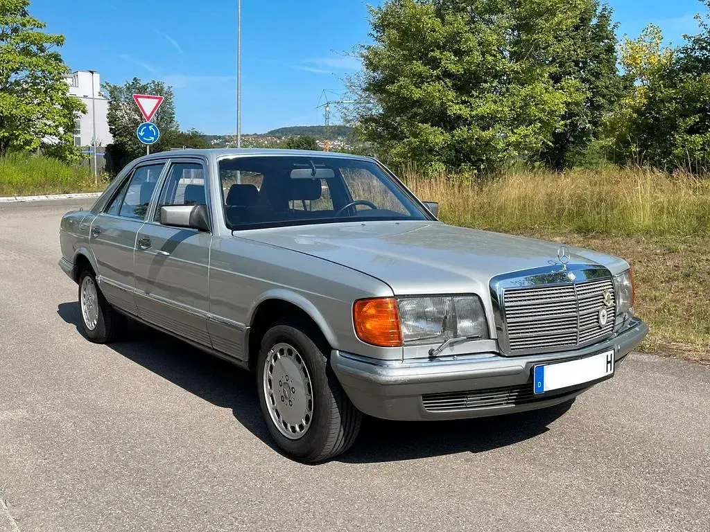 Gebraucht Mercedes 380 SE 204 PS (150 kW) 1983 Silber Limousine