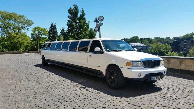 Weiß Gebraucht 1998 Lincoln Navigator SUV | 16.500 € - Bild 1/4