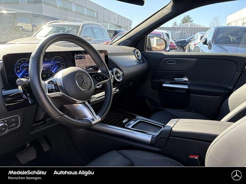 Gebraucht Mercedes EQA350 Progressive 214 kW (292 PS) 2024 Lack mountaingrau SUV