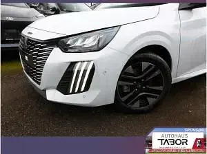 Neu Peugeot 208 Allure 101 PS (74 kW) 2025 Weiß metallic Kleinwagen