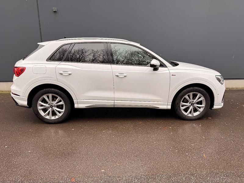 Weiß Gebraucht 2020 Audi Q3 S-Line SUV | 22.900 € (Superpreis) - Bild 1/4