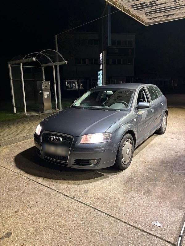 Grau Gebraucht 2006 Audi A3 Sportback Kleinwagen | 5.000 € (Etwas zu teuer) - Bild 1/2