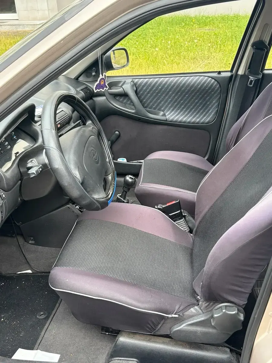 Gebraucht Opel Astra 75 PS (55 kW) 1997 Limousine