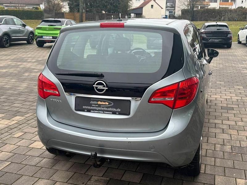 Gebraucht Opel Meriva 120 PS (88 kW) 2014 Silber Van / Kleinbus