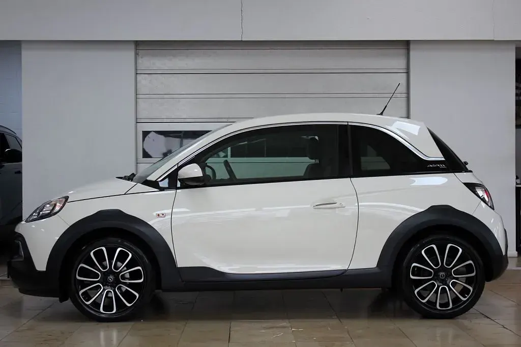 Gebraucht Opel Adam Rocks Rocks 101 PS (74 kW) 2019 Weiß Kleinwagen