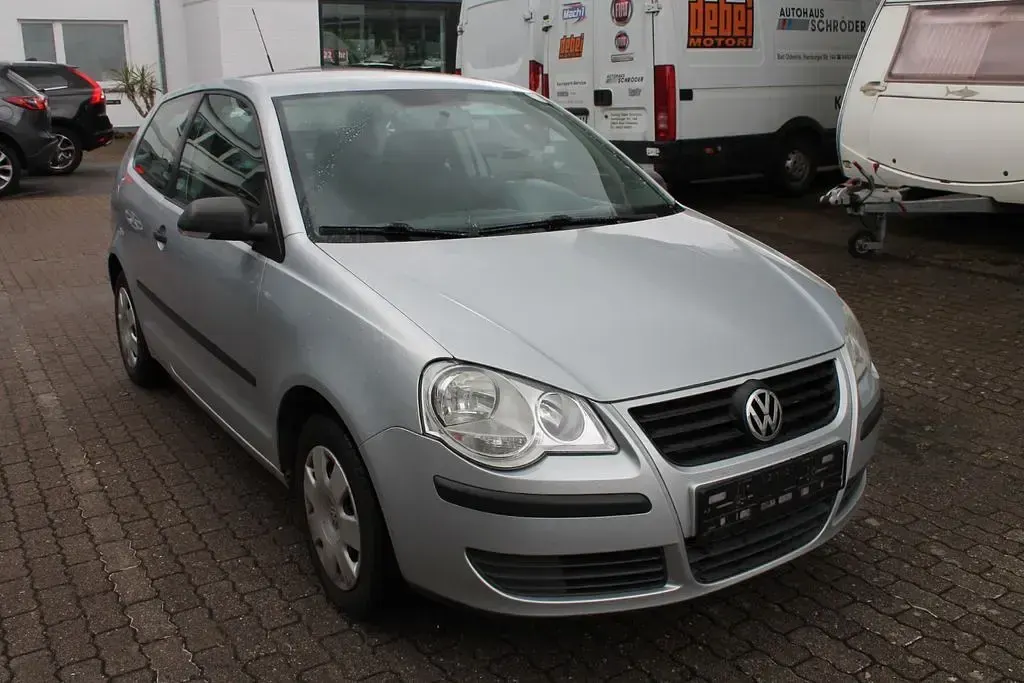Gebraucht VW Polo Trendline 54 PS (39 kW) 2007 Silber Kleinwagen