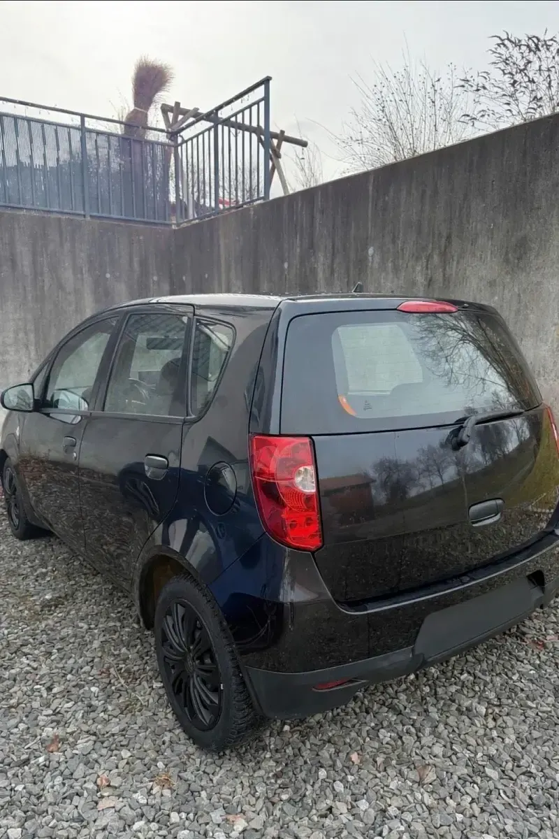 Gebraucht Mitsubishi Colt 75 PS (55 kW) 2010 Schwarz Kleinwagen