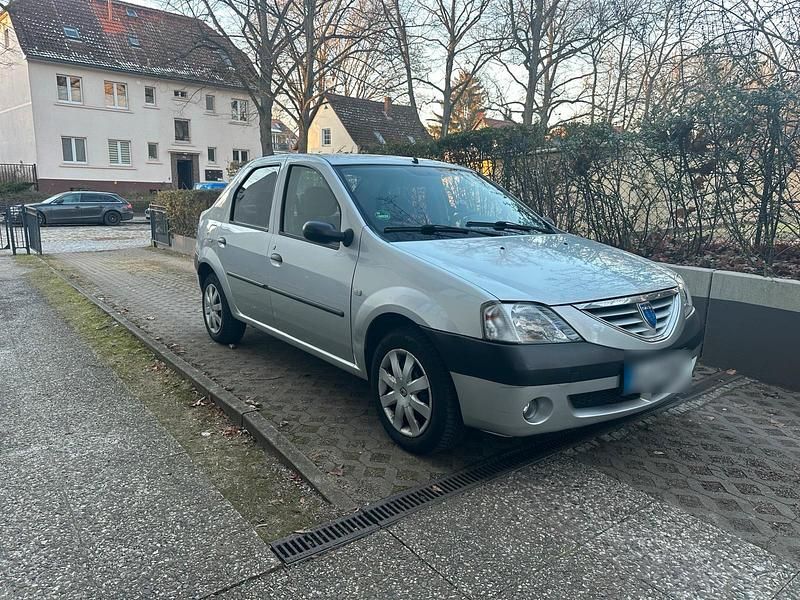 Gebraucht Dacia Logan 64 PS (47 kW) 2006 Silber Limousine