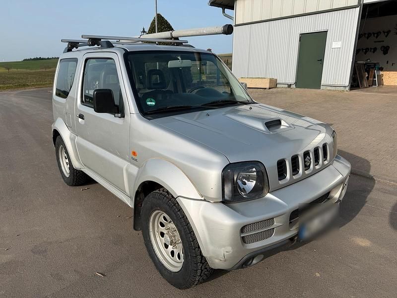 Gebraucht Suzuki Jimny 86 PS (63 kW) 2009 Silber SUV