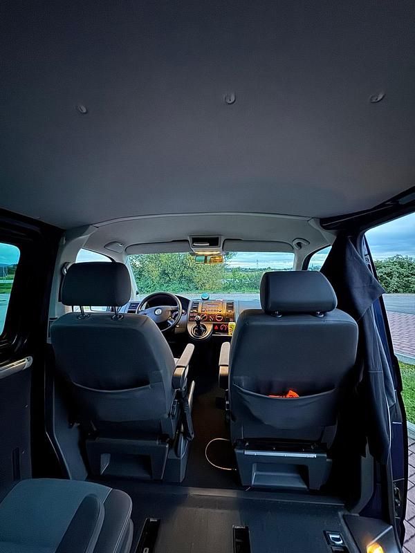 Gebraucht VW Multivan 102 PS (75 kW) 2008 Blau Van