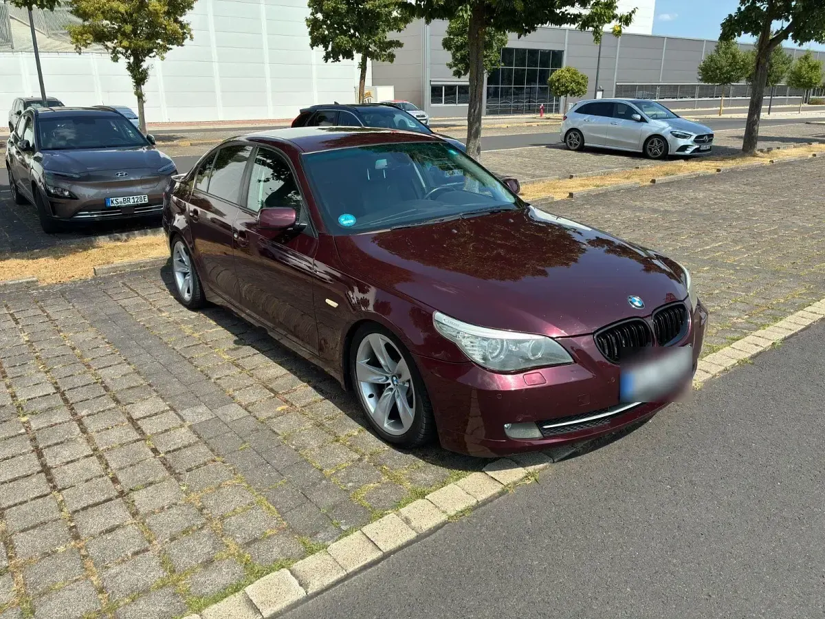 Gebraucht BMW 530 Performance 258 PS (189 kW) 2007 Rot Limousine
