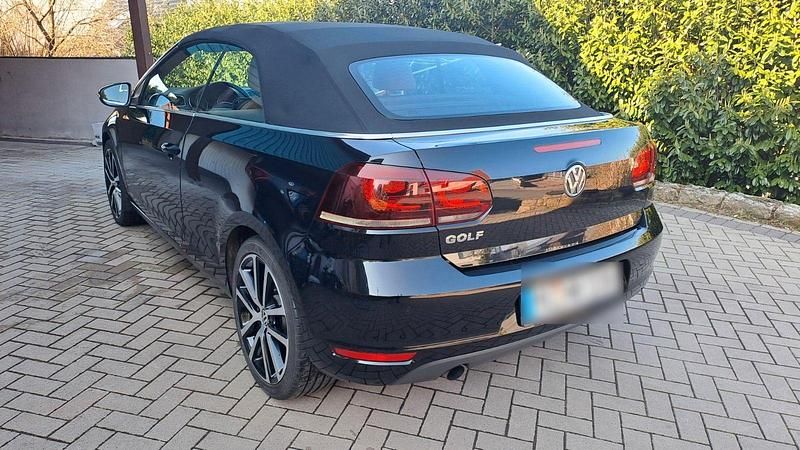 Gebraucht VW Golf 105 PS (77 kW) 2011 Schwarz Cabrio