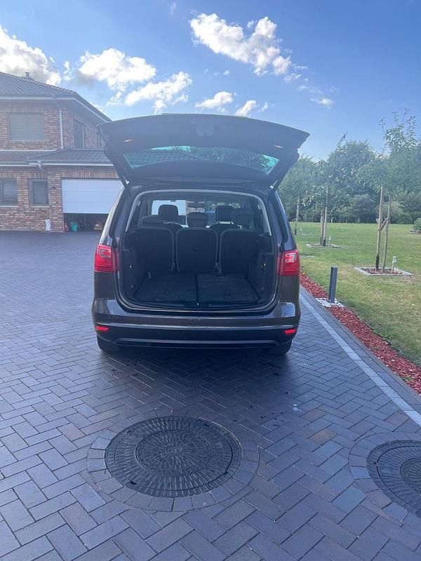 Gebraucht Seat Alhambra Ecomotive 140 PS (102 kW) 2014 Braun Van / Kleinbus