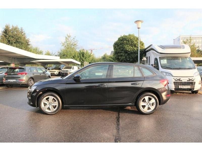 Gebraucht Skoda Scala Ambition 110 PS (80 kW) 2023 Schwarzmagic perleffekt (metallic) Kleinwagen