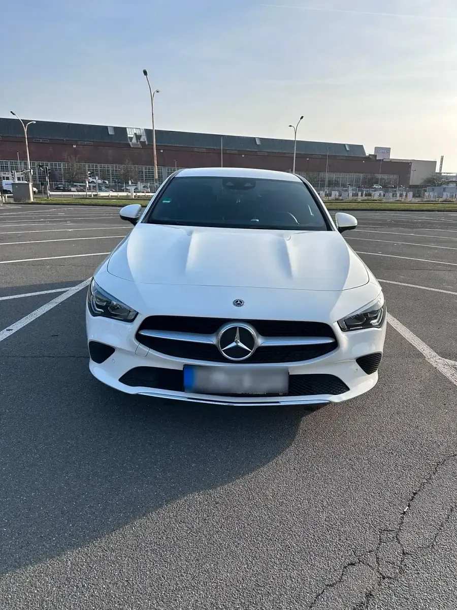 Gebraucht Mercedes CLA180 136 PS (100 kW) 2020 Weiß Coupé