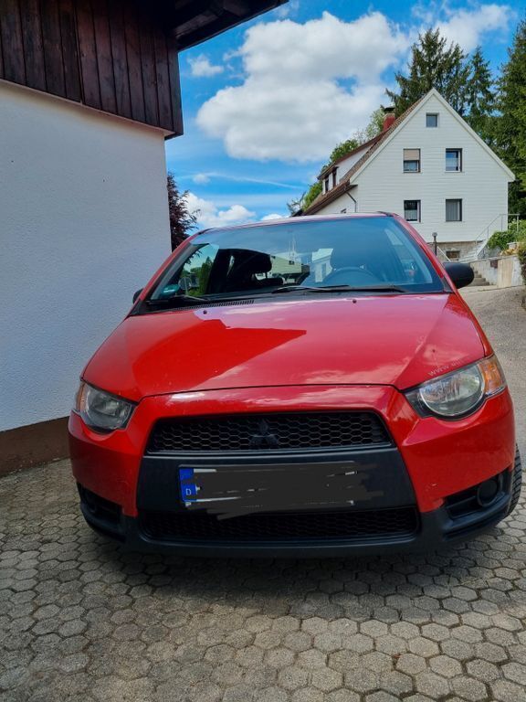 Rot Gebraucht 2009 Mitsubishi Colt Limousine | 1.000 € (Guter Preis) - Bild 1/4