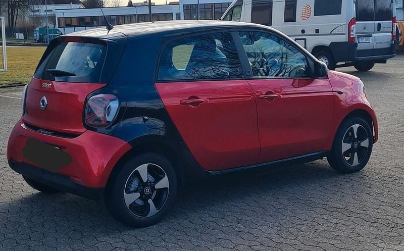 Gebraucht Smart ForFour Electric Drive 60 kW (82 PS) 2021 Rot Kleinwagen