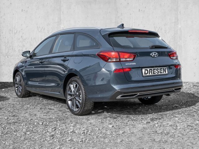 Gebraucht Hyundai i30 Trend 120 PS (88 kW) 2023 Blau Kombi