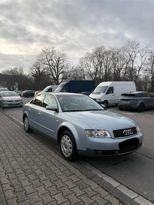 Blau Gebraucht 2001 Audi A4 Limousine | 1.850 € (Fairer Preis) - Bild 1/4
