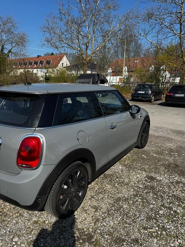Gebraucht Mini ONE 102 PS (75 kW) 2017 Grau Kleinwagen