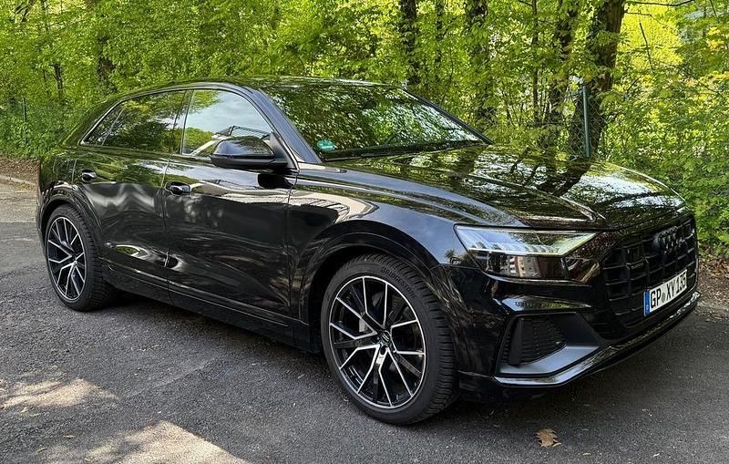 Gebraucht Audi Q8 Exclusive 286 PS (210 kW) 2020 Schwarz SUV