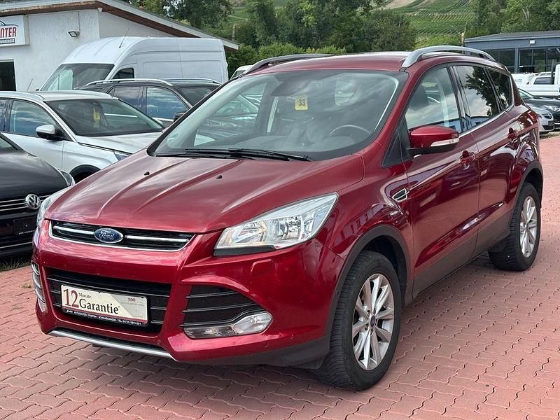 Rot Gebraucht 2016 Ford Kuga Titanium SUV | 12.900 € (Fairer Preis) - Bild 1/4