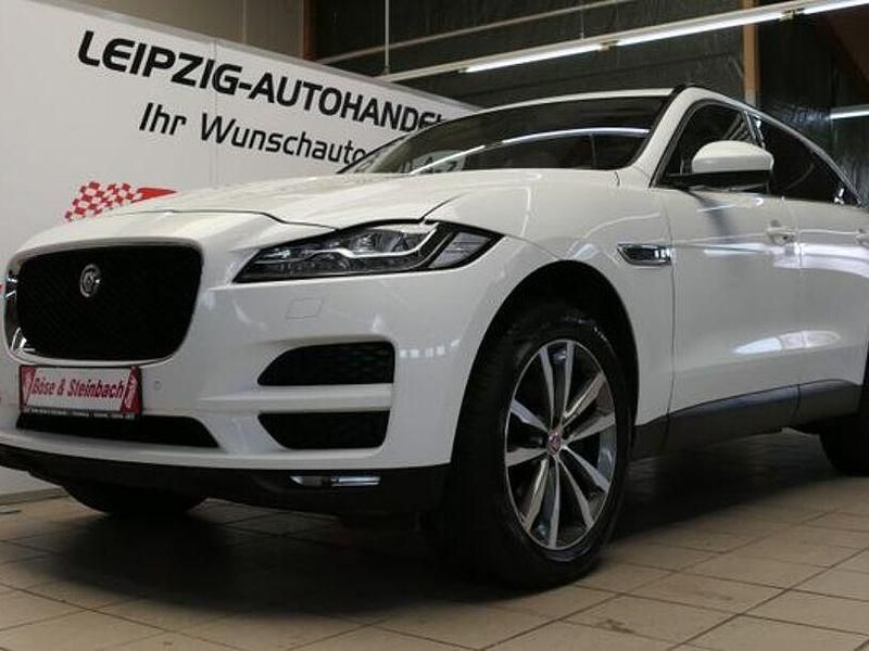 Weiß Gebraucht 2018 Jaguar F-Pace Prestige SUV | 28.974 € (Teuer) - Bild 1/4