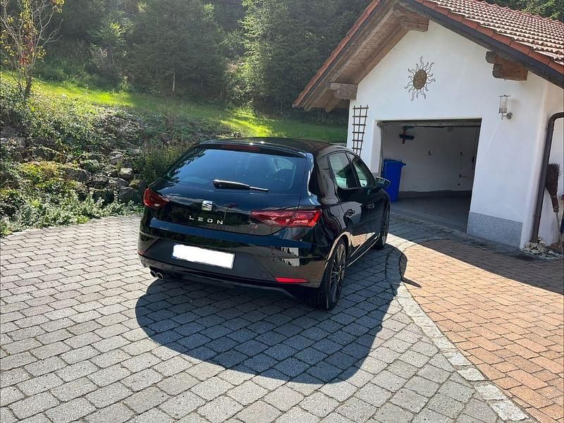 Gebraucht Seat Leon FR 150 PS (110 kW) 2019 Schwarz Limousine