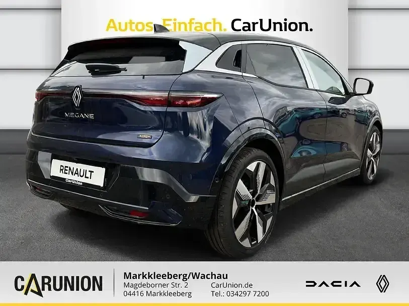 Używany Renault Megane E-Tech Techno 161 kW (220 KM) 2024 Niebieski Sedan/Limuzyna
