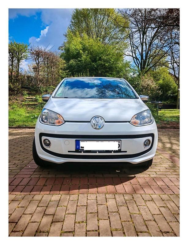 Second-hand VW up! 75 CP (55 kW) 2015 Alb Hatchback