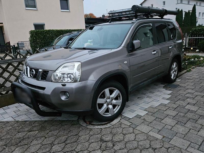 Gebraucht Nissan X-Trail 169 PS (124 kW) 2009 Grau SUV